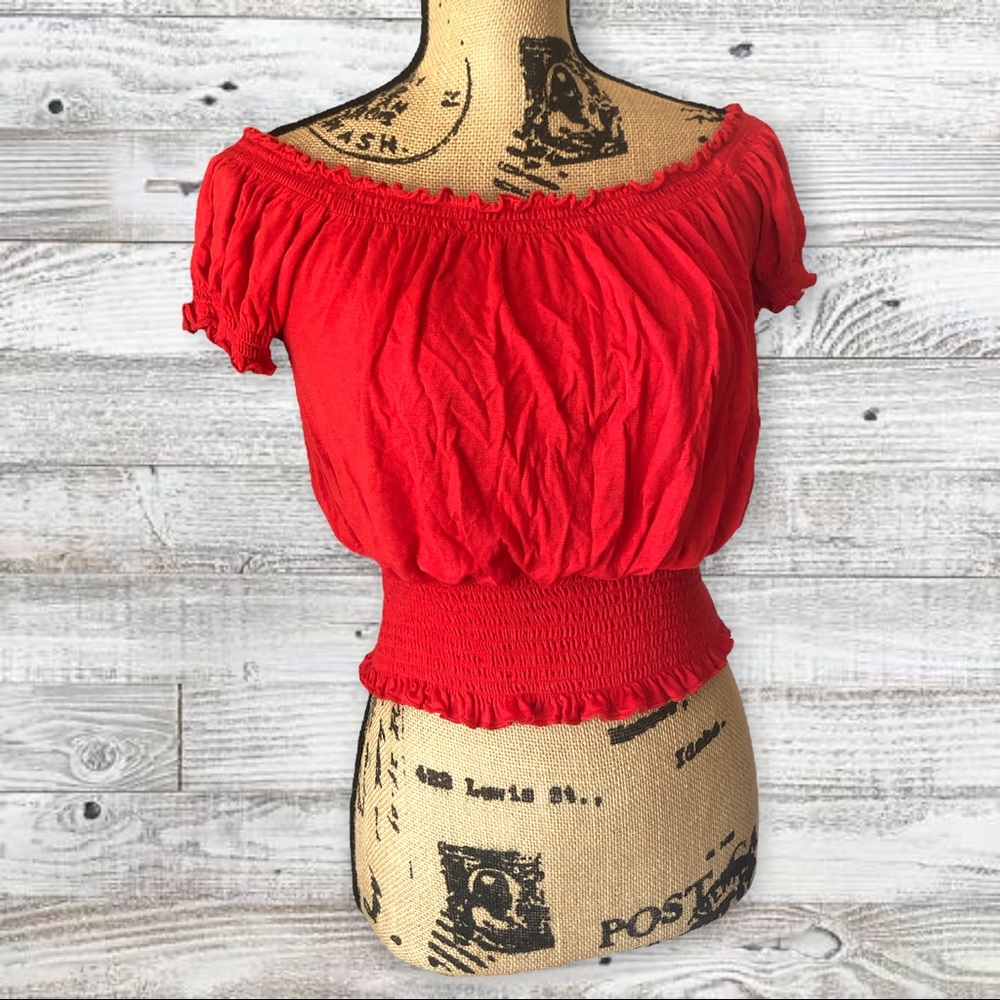 Rue 21 Bright Coral Cropped Top - Women’s Medium
